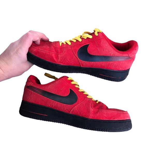 Rare 2014 Nike Air Force 1 Low Red Paisley Size 11 - Picture 7 of 13